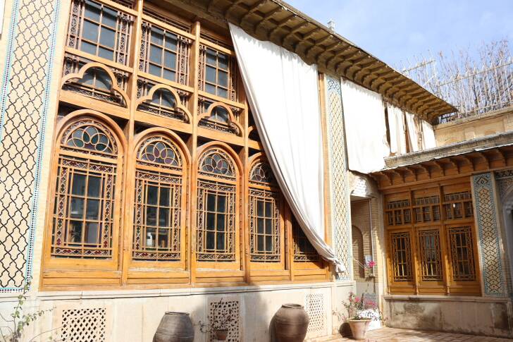 موزه هنر مشکین فام: گنجینه‌ای از هنر در قلب شیراز