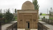 بقعه پیر تاکستان: معماری سلجوقی در قلب ایران
