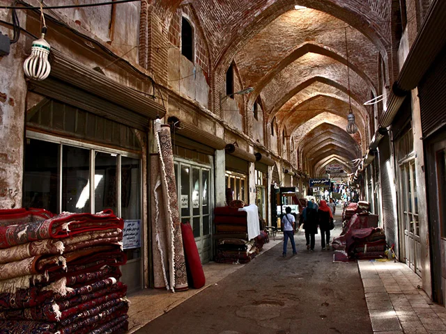مجموعه بازار قزوین: گنجینه‌ای از تاریخ و معماری